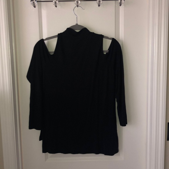 Black Off-The-Shoulder Long Sleeve Top - Picture 1 of 1